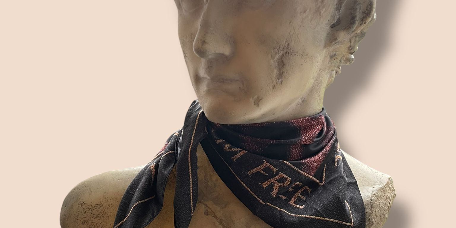 Foulard N°11 - I'm Not Weird, I'm Free