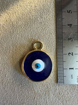 Médaille 9 - L'oeil de protection XXL