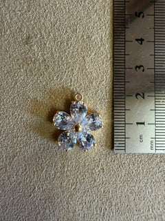 Médaille 45 - Fleur Transparente