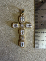 Médaille 90 - Croix Baroque Transparent