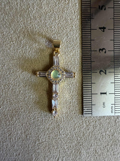 Médaille 93 - Croix Relique Transparent